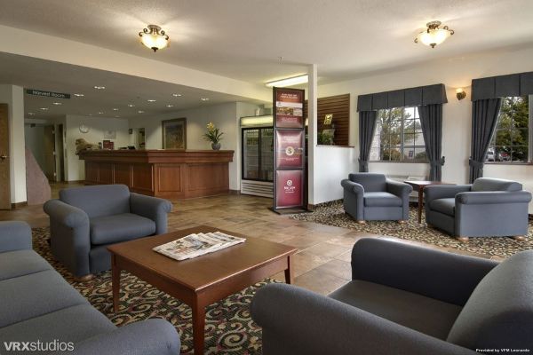 Red Lion Inn and Suites McMinnville